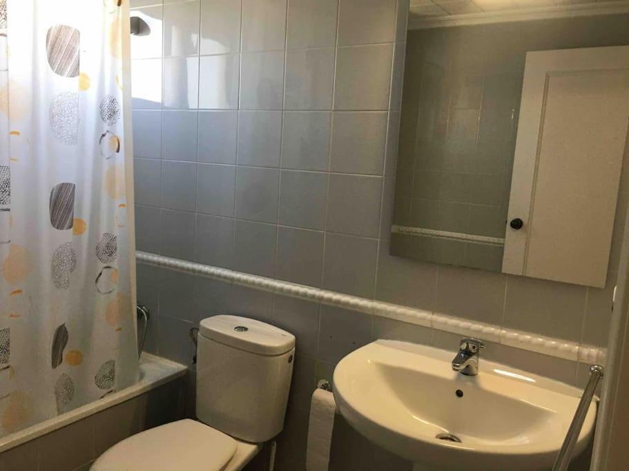 Apartamento Segunda Linea De Playa Con Piscina Ел Алтет Екстериор снимка